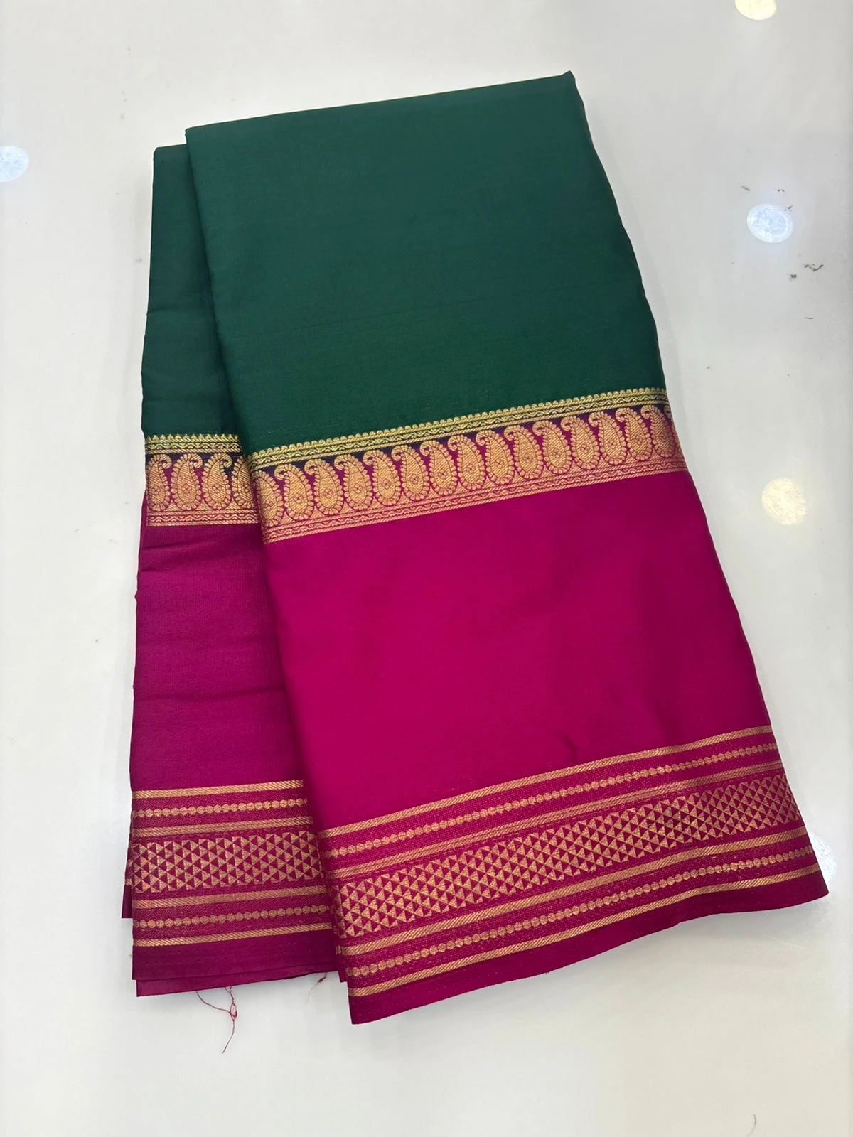 Bottle green SEMI CRAPE 2D BENTEX border