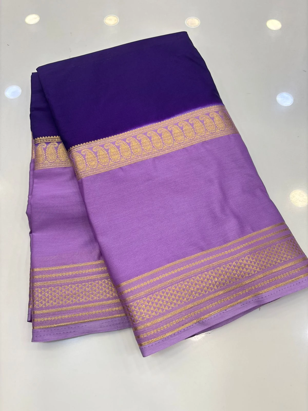 PURPLE SEMI CRAPE 2D BENTEX border