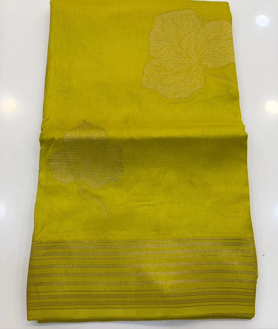 Light Olive Green Gold & Silver Leaf Motifs