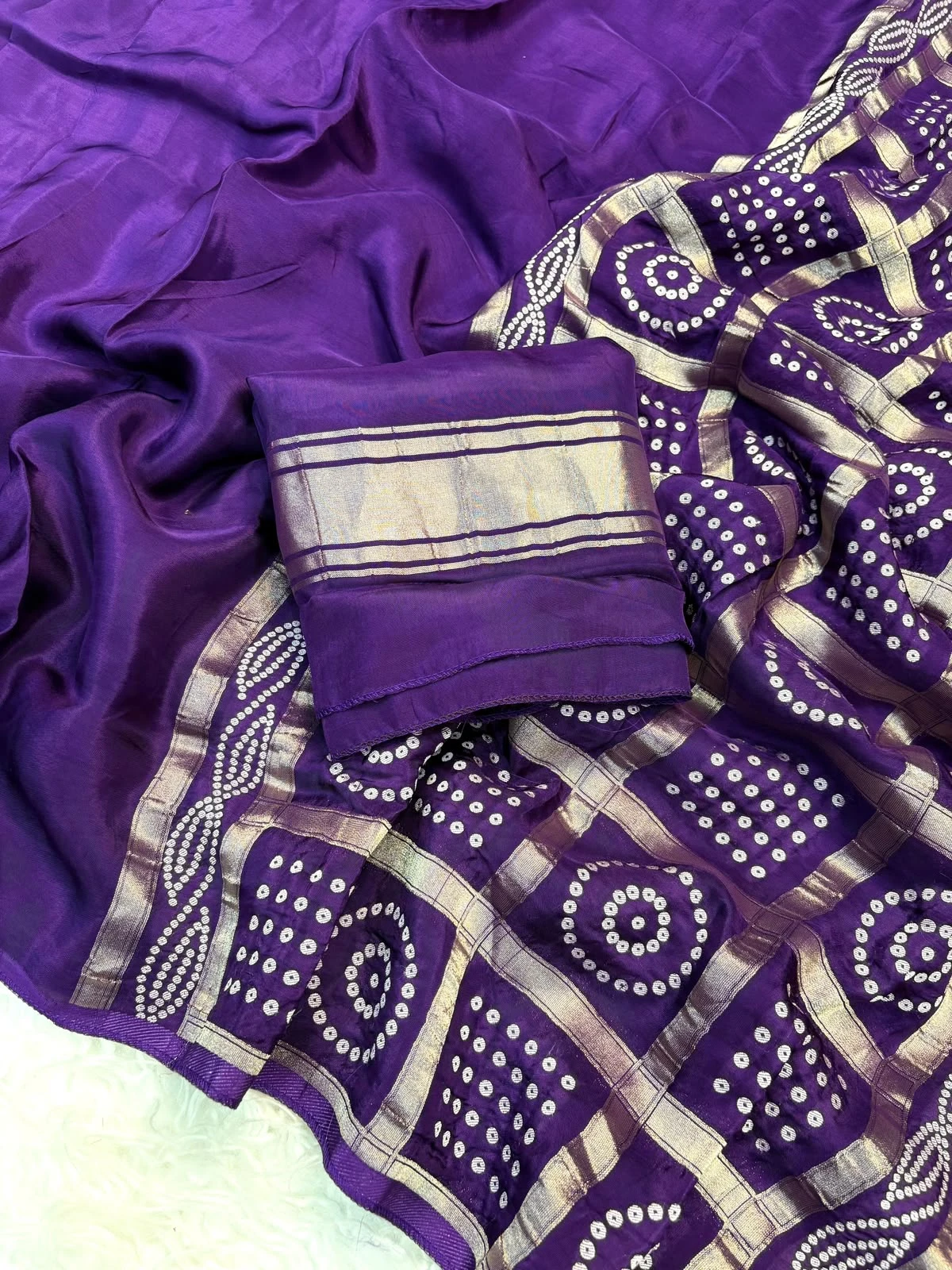 Purple HO silk Bandhani weaving pallu